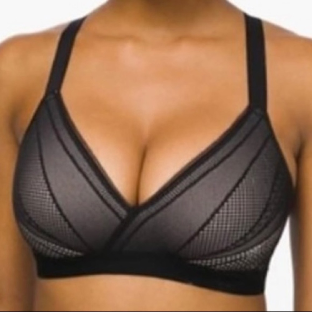 Lululemon black Awake to Lace Bra Size 32DD